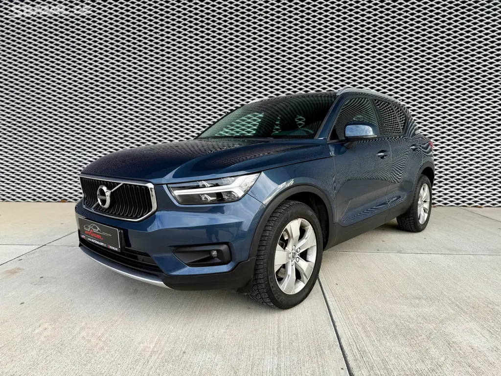 Volvo XC40, 2.0 B4 MOMENTUM PRO AWD AT 145
